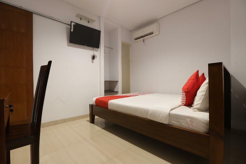Oyo 245 Juana 21 Hotel Jakarta Exterior photo